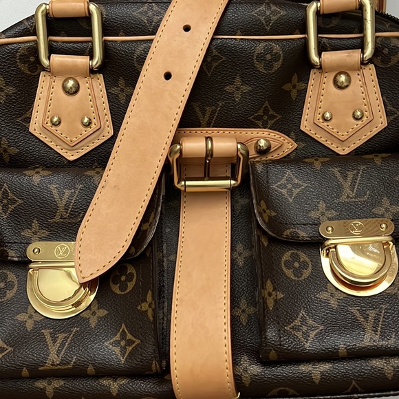 💎Authentic 💎 Louis Vuitton Manhattan GM Tote💎 - Picture 3 of 15